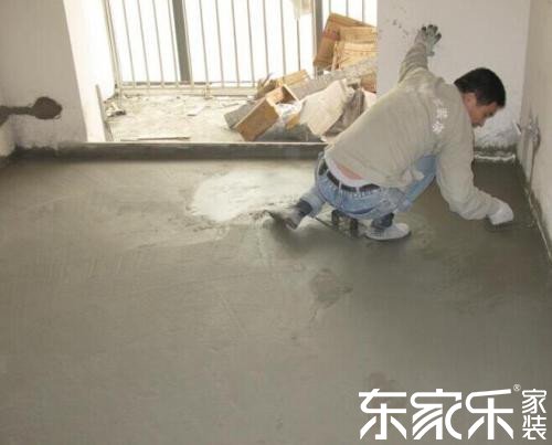 家里裝修自己怎么貼瓷磚？
