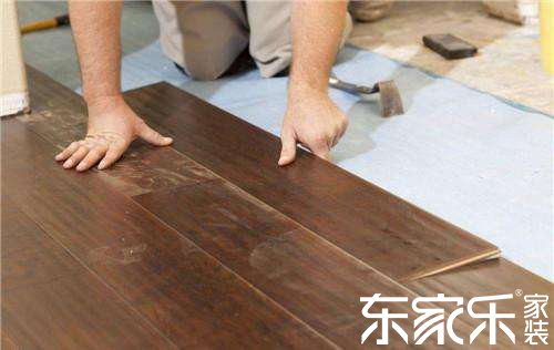 地板鋪貼一般在什么階段進(jìn)行？