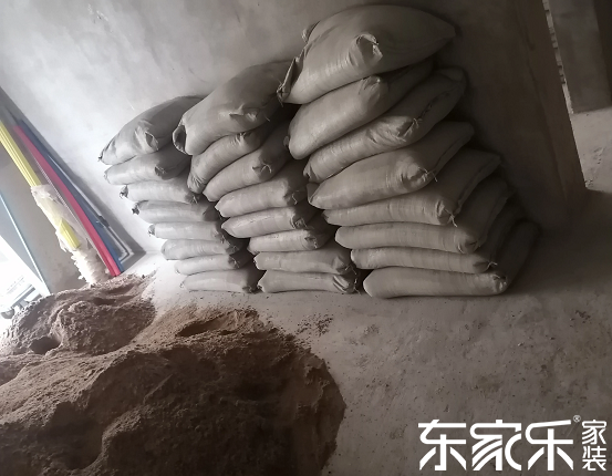 裝修，你知道裝修貼墻地磚應該用什么樣的沙子嗎?